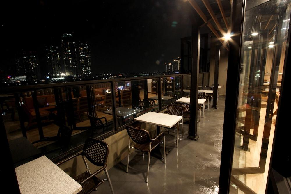 Kuretakeso Kemang Hotel Jakarta Exteriér fotografie